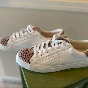 Stylish White and Tan Women's Sneakers